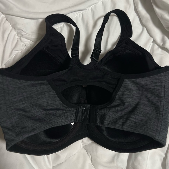 Super High Impact Sports Bra! - Picture 2 of 4